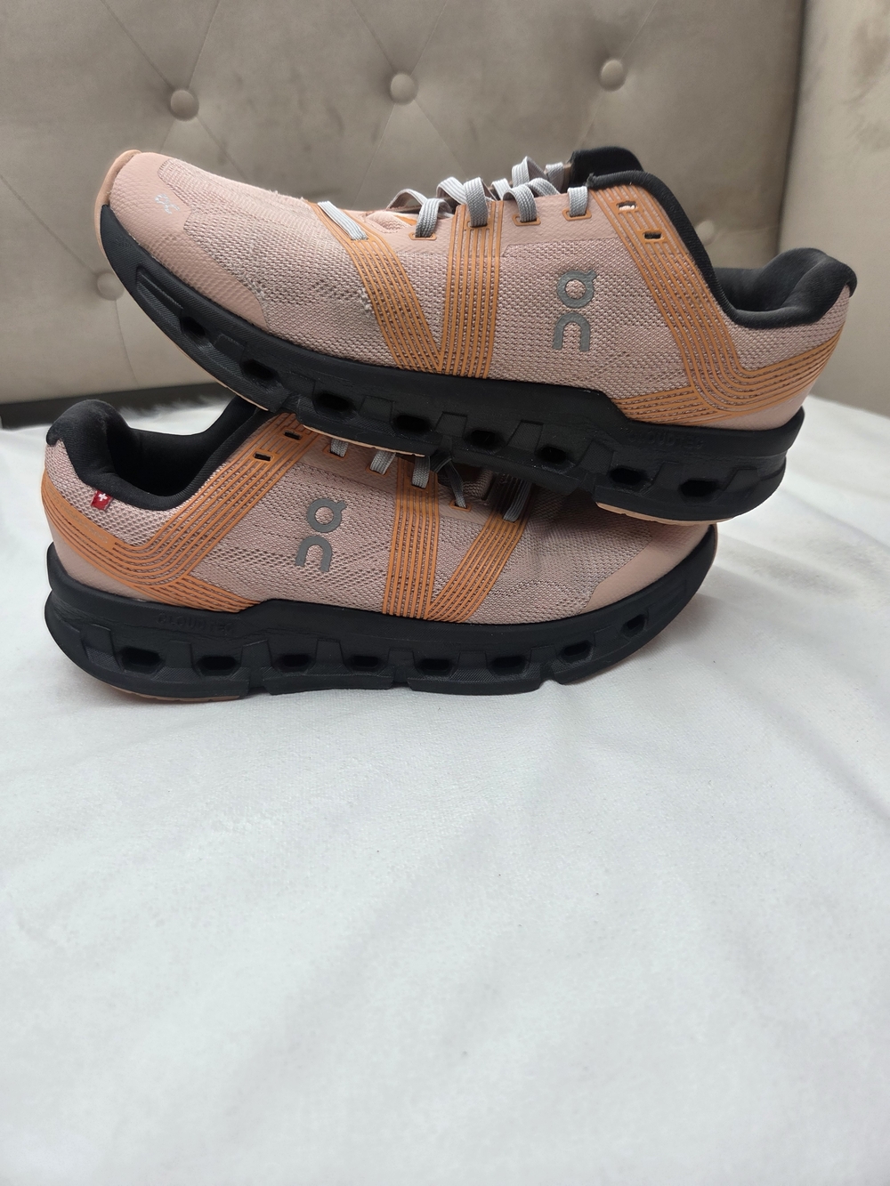 On Cloudgo Women’s 9.5 Rose Magnet Orange Running Shoes CloudTec Sneakers
